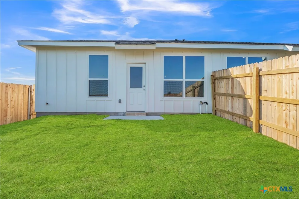 3904 Sugar Hackberry Trail Killeen, TX 76542