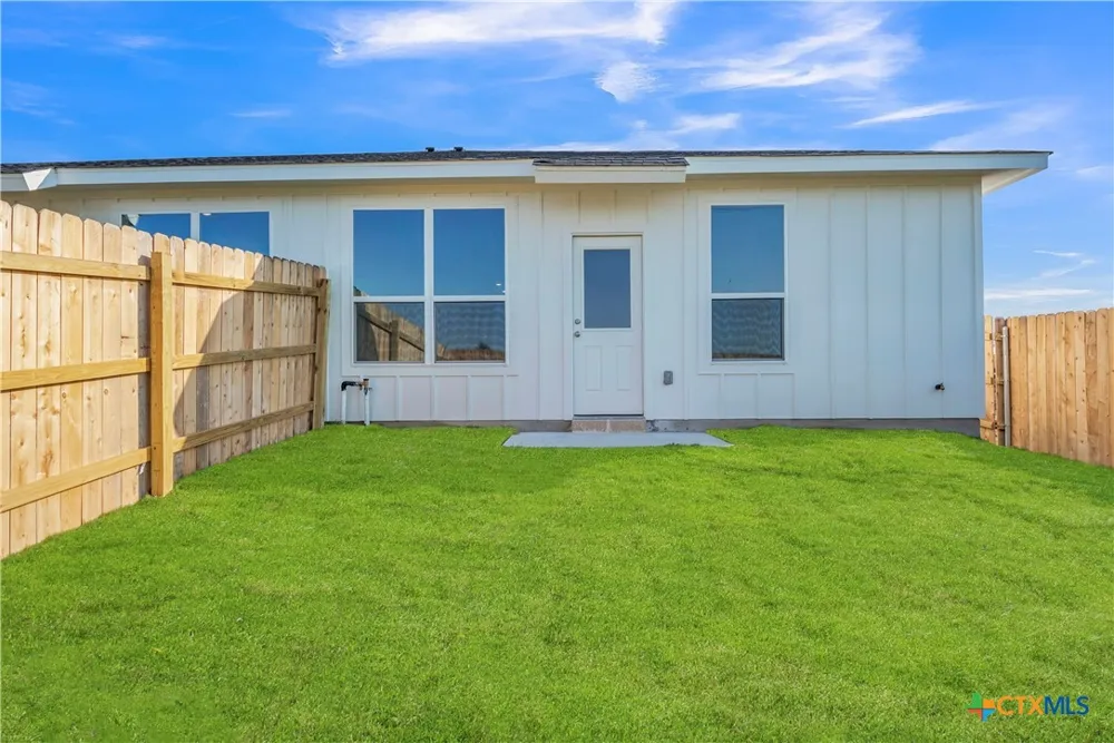 3904 Sugar Hackberry Trail Killeen, TX 76542