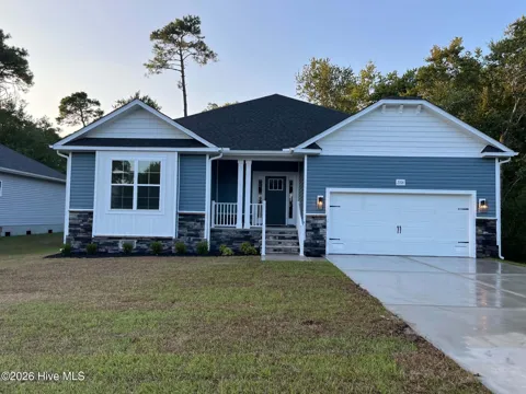 811 Pelican Drive