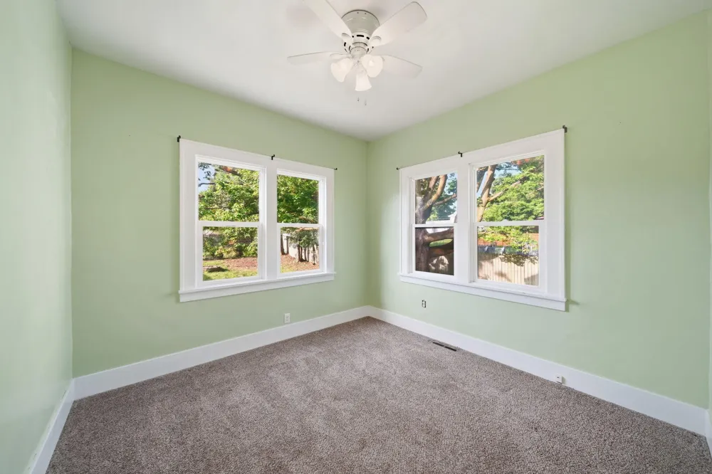 925 E Michigan Avenue Grass Lake, MI 49240