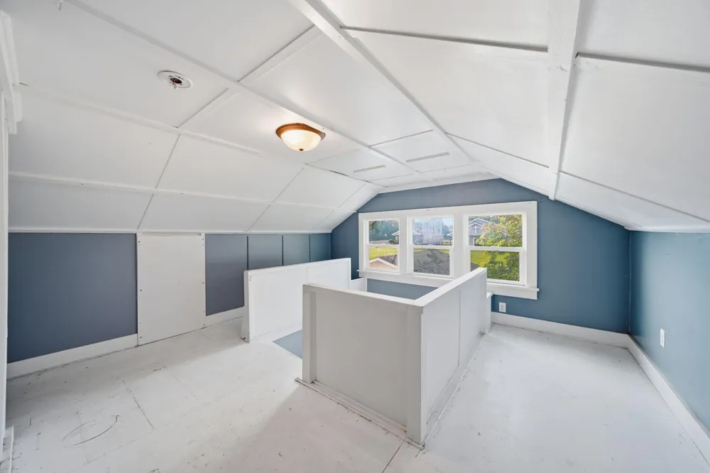 925 E Michigan Avenue Grass Lake, MI 49240