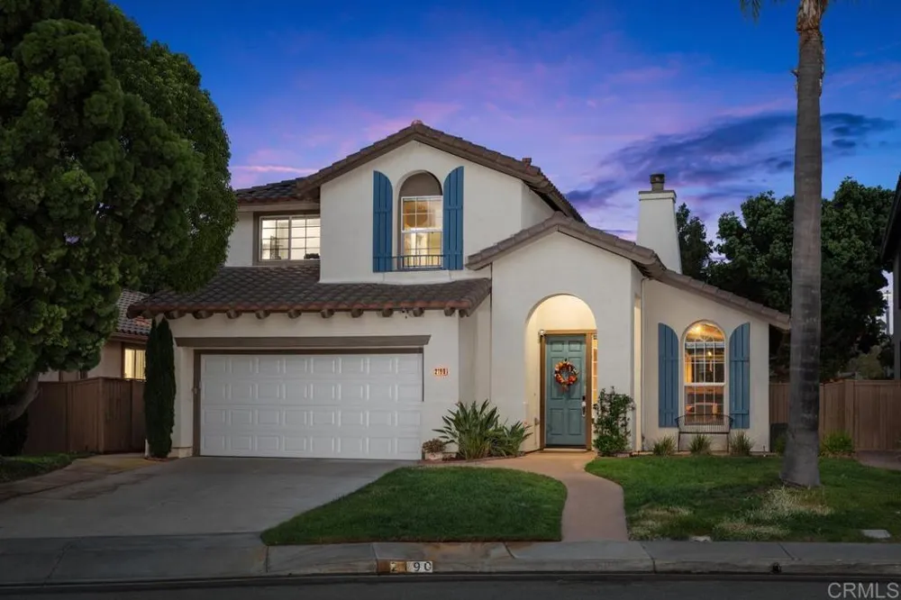 2190 Corte Acebo Carlsbad, CA 92009