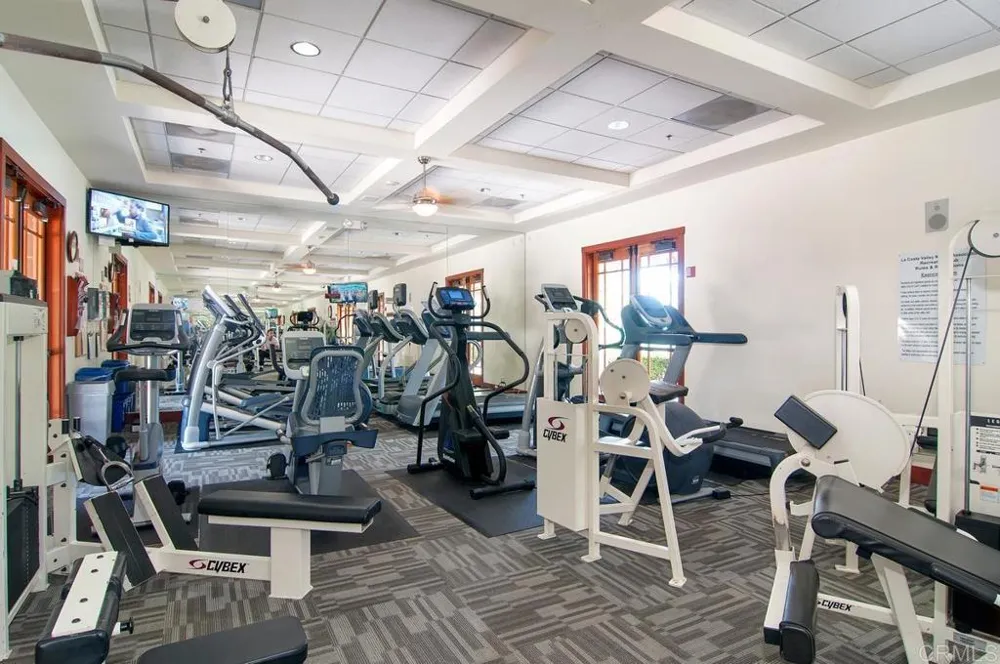 2190 Corte Acebo Carlsbad, CA 92009