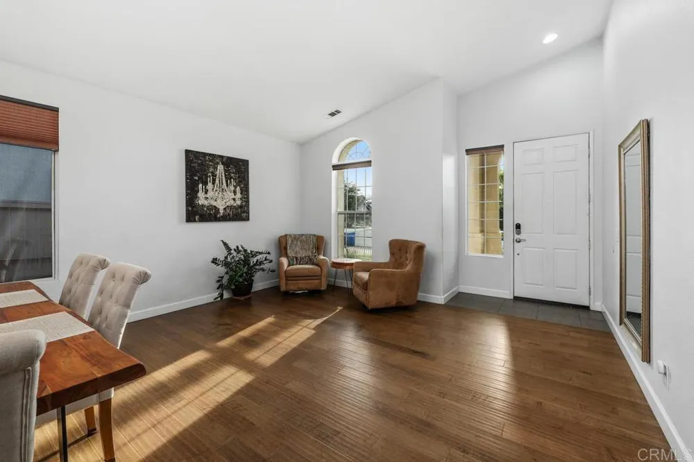 2190 Corte Acebo Carlsbad, CA 92009