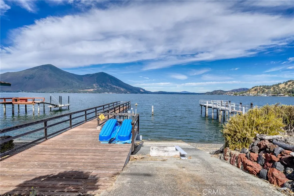 2890 Silverado Clearlake, CA 95422