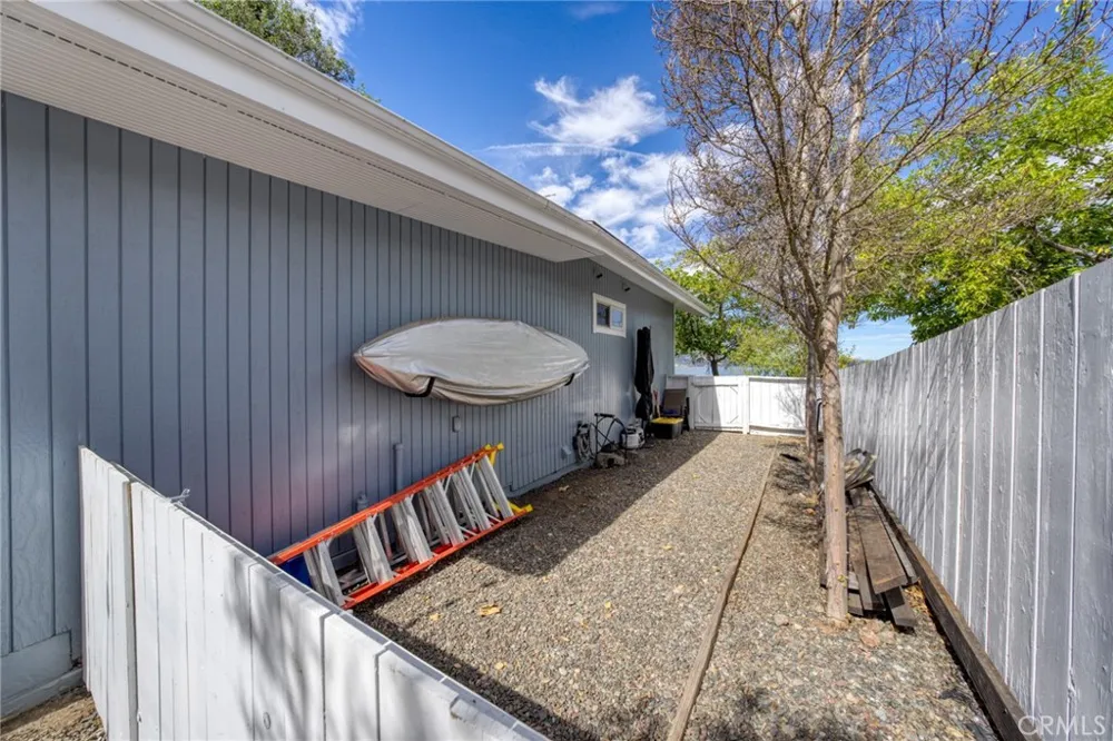 2890 Silverado Clearlake, CA 95422
