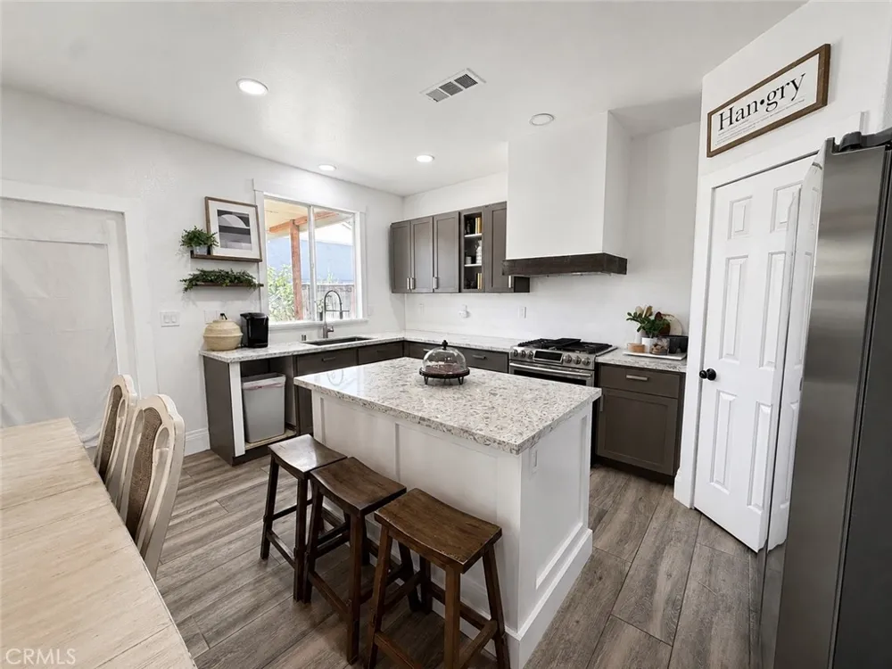 26589 Calle Belding Moreno Valley, CA 92555