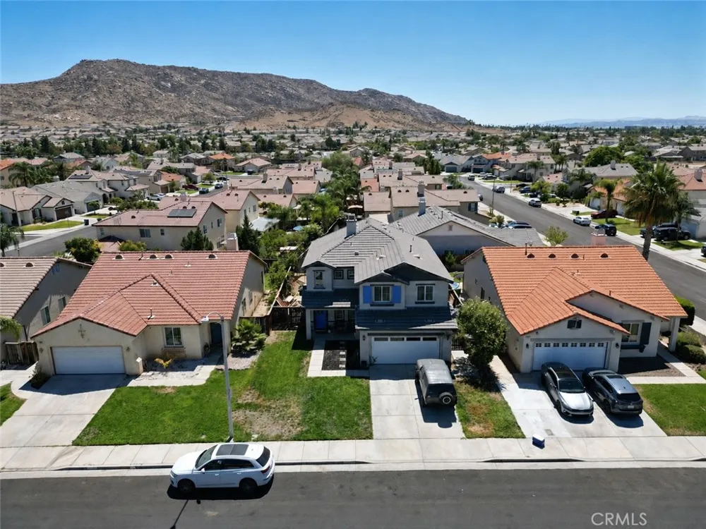 26589 Calle Belding Moreno Valley, CA 92555