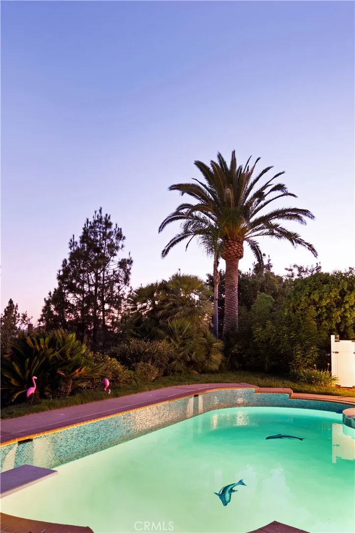18134 Sandringham Court Porter Ranch, CA 91326