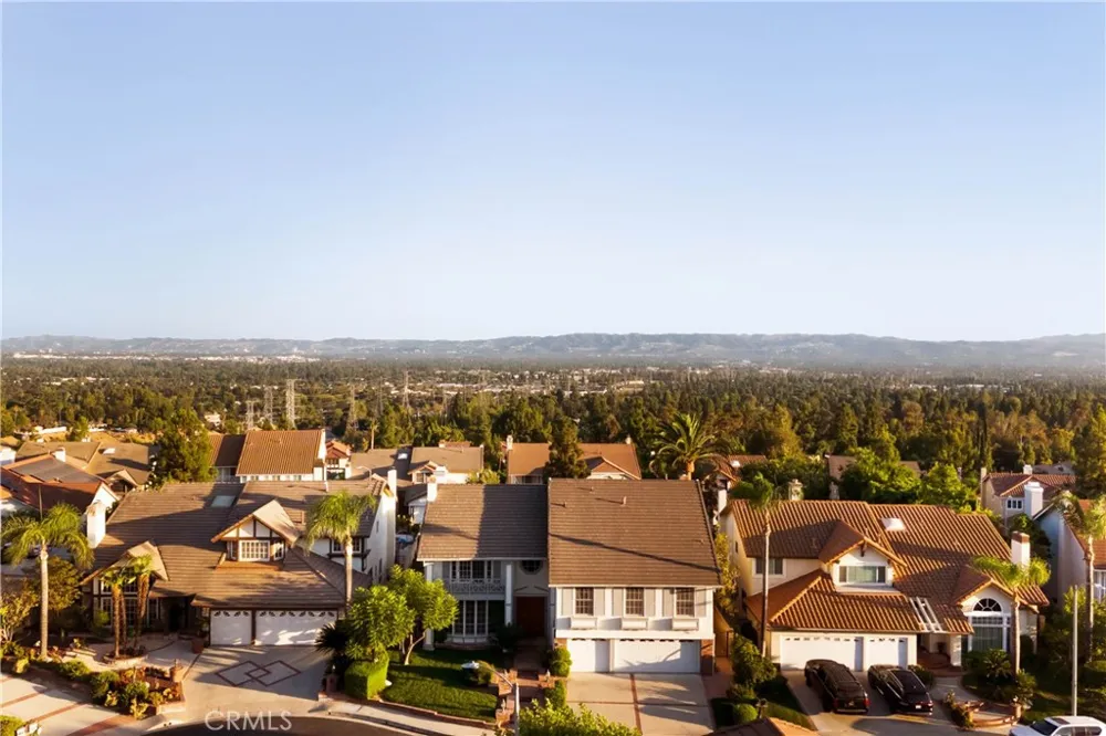 18134 Sandringham Court Porter Ranch, CA 91326