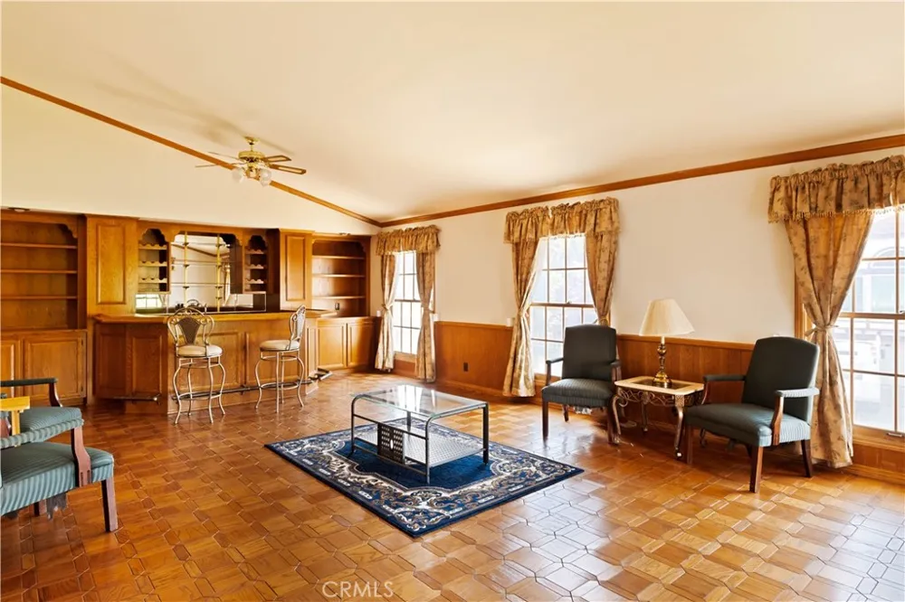 18134 Sandringham Court Porter Ranch, CA 91326