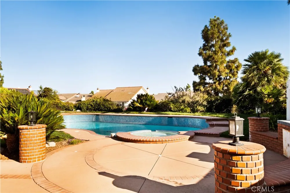 18134 Sandringham Court Porter Ranch, CA 91326