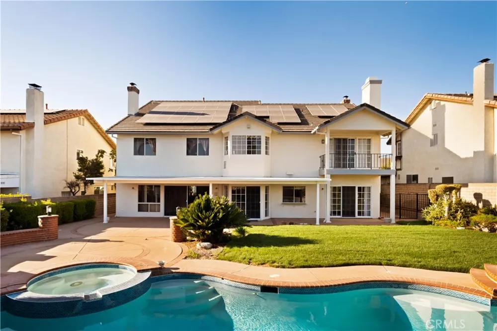 18134 Sandringham Court Porter Ranch, CA 91326