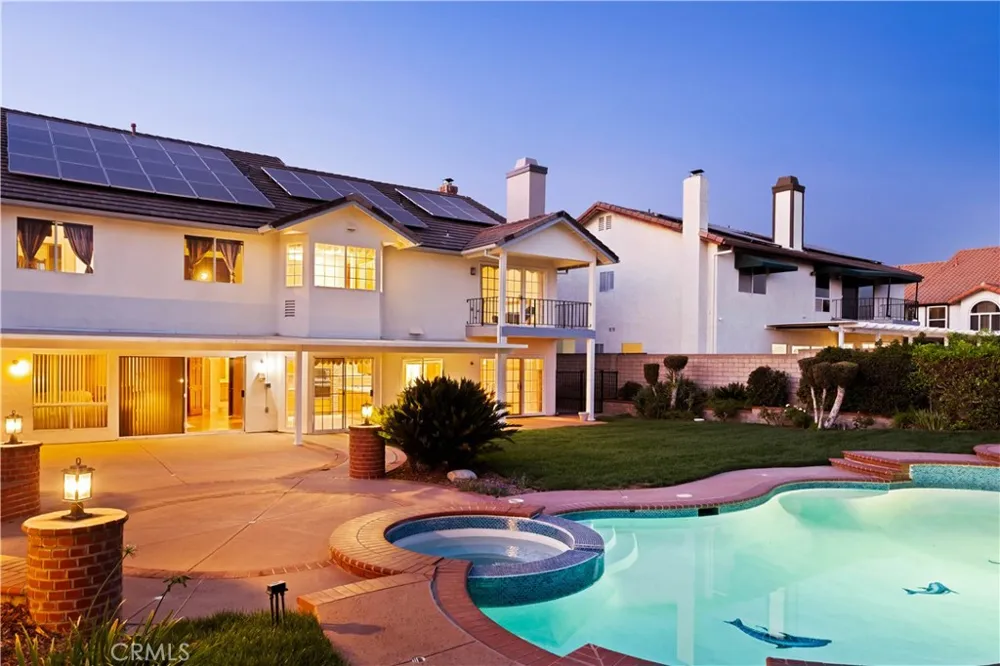 18134 Sandringham Court Porter Ranch, CA 91326