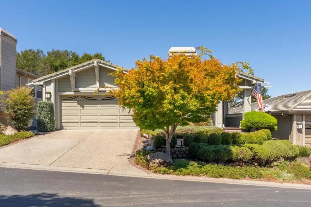 10483 Fairway Lane Carmel, CA 93923