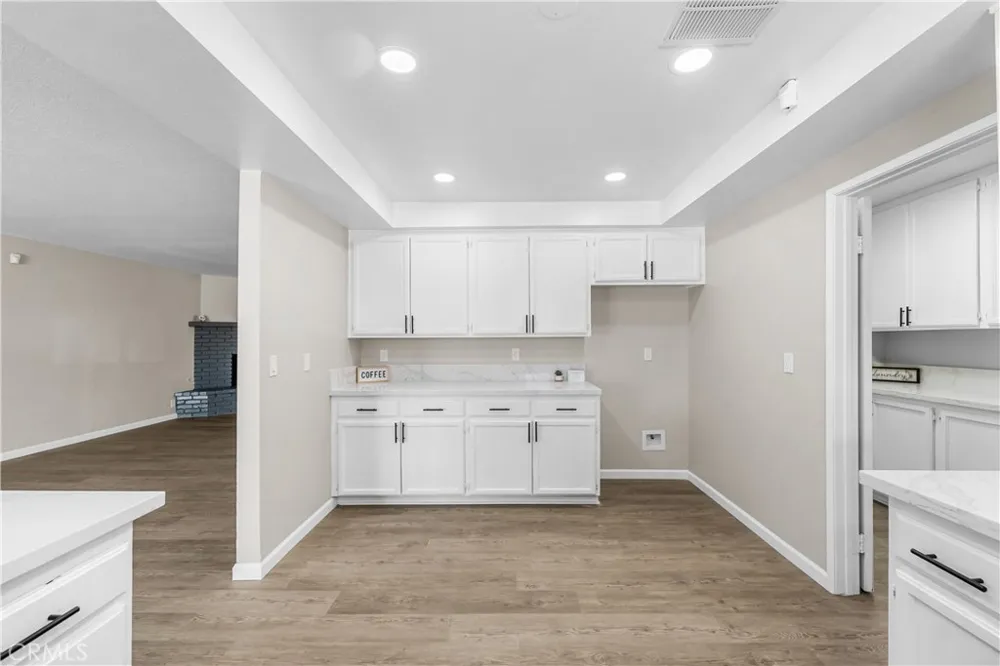 10157 E Avenue R8 Littlerock, CA 93543