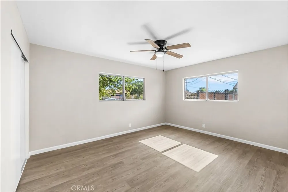 10157 E Avenue R8 Littlerock, CA 93543