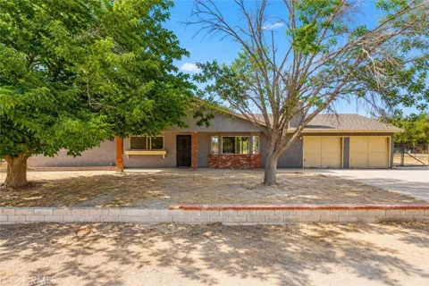 10157 E Avenue R8
