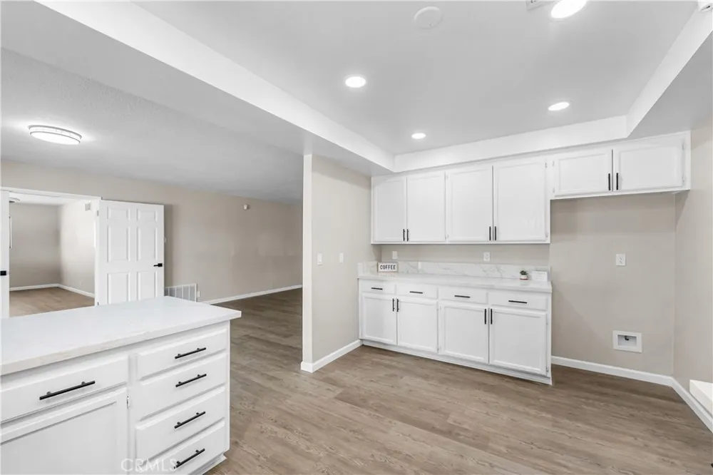 10157 E Avenue R8 Littlerock, CA 93543