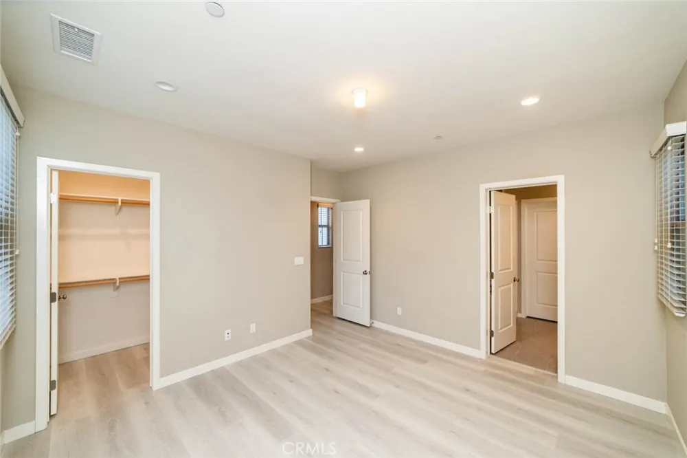 128 Tubeflower Irvine, CA 92618