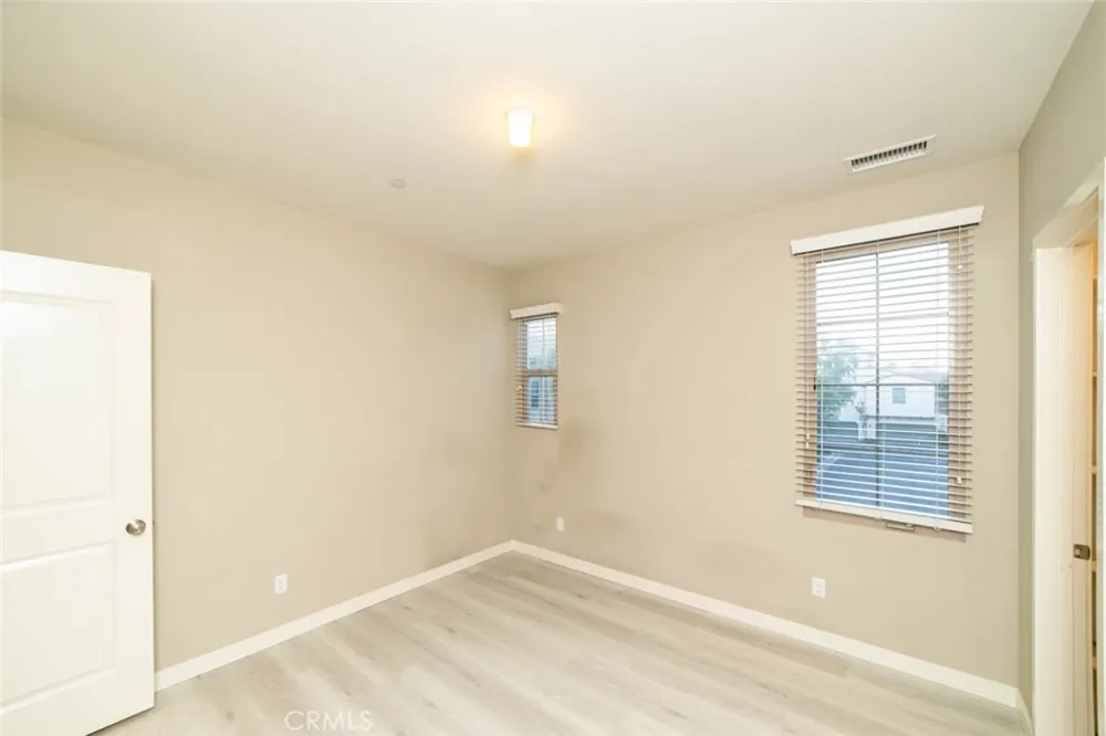128 Tubeflower Irvine, CA 92618