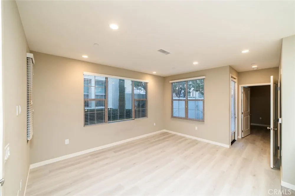 128 Tubeflower Irvine, CA 92618