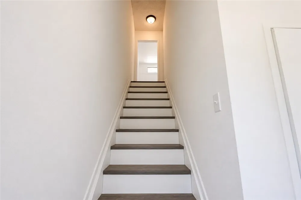 3485 Columbia Riverside, CA 92501