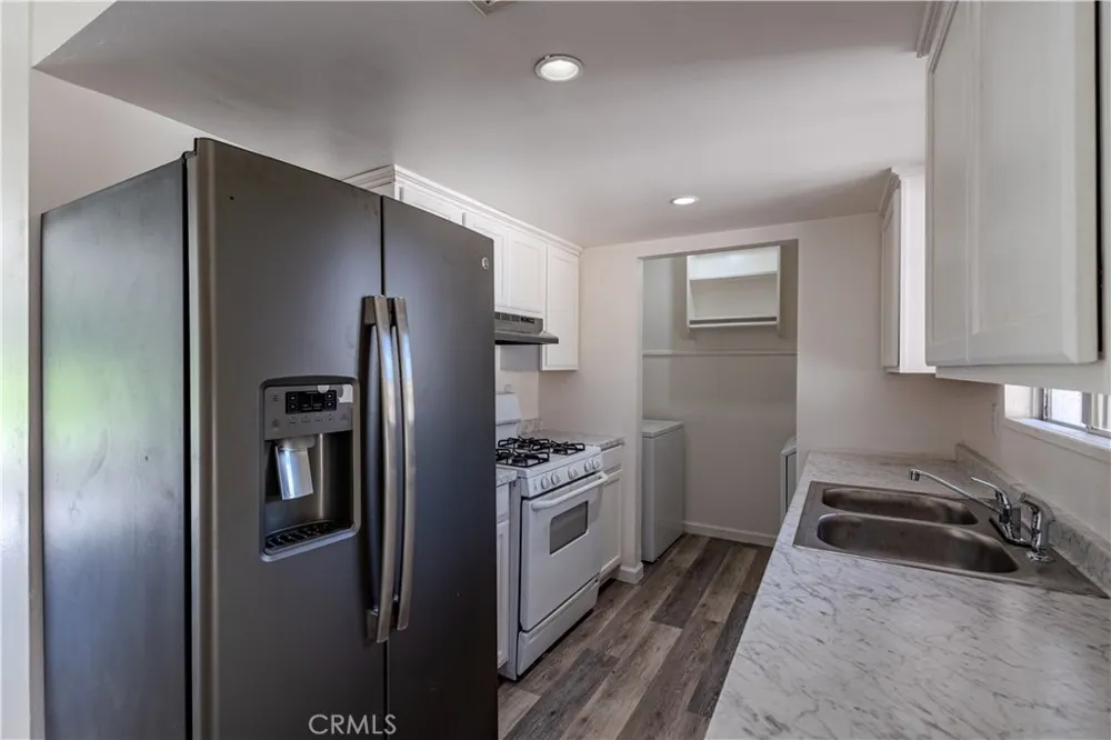 3485 Columbia Riverside, CA 92501