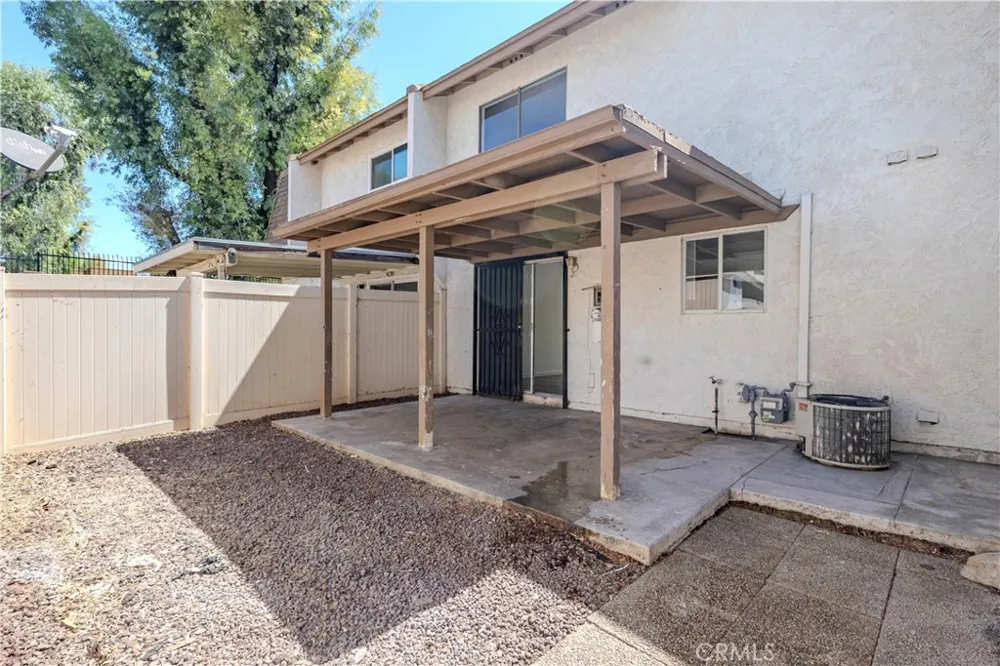 3485 Columbia Riverside, CA 92501