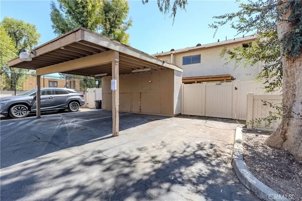 3485 Columbia Riverside, CA 92501