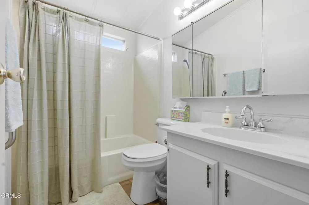 1220 Johnson Drive #78 Ventura, CA 93003
