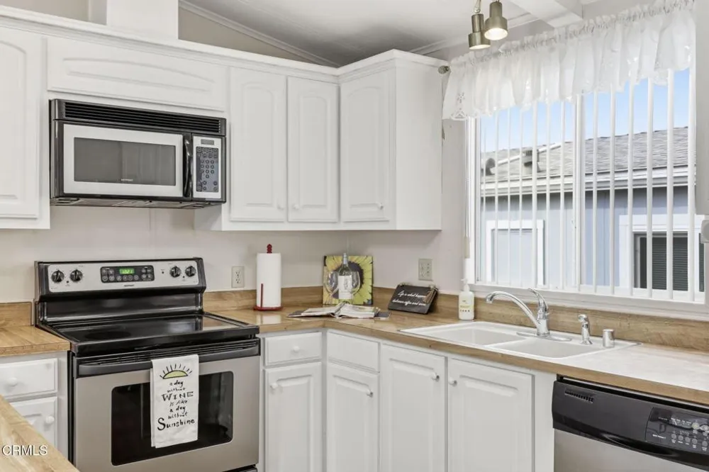 1220 Johnson Drive #78 Ventura, CA 93003