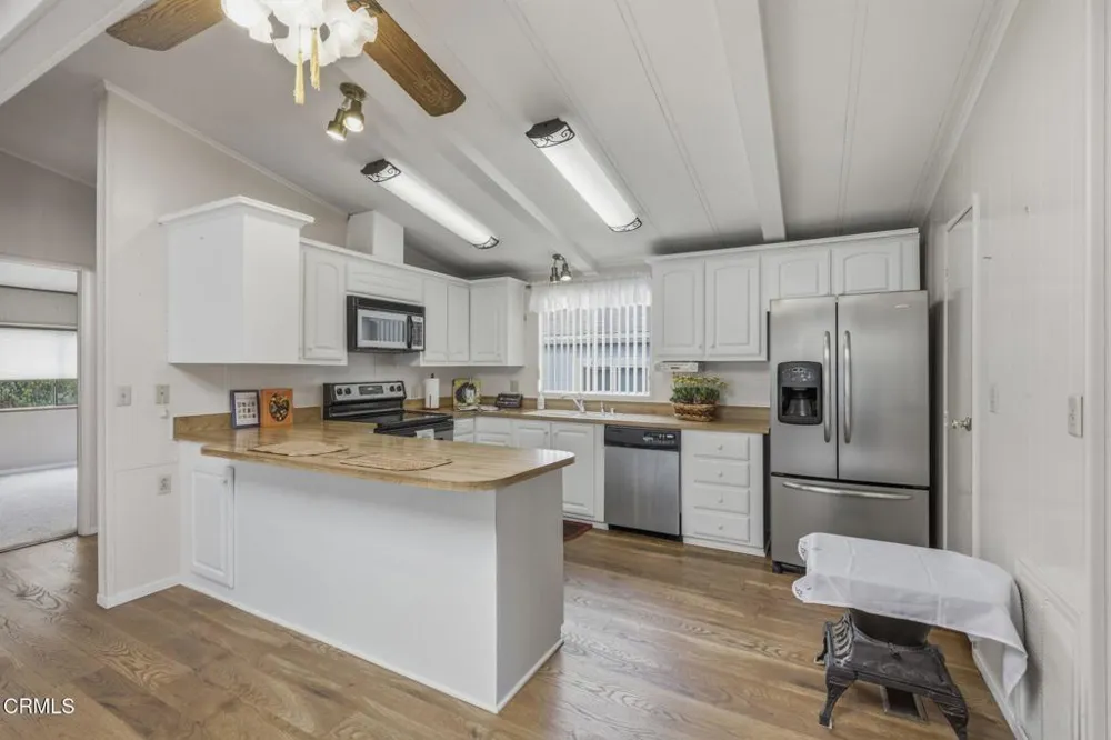 1220 Johnson Drive #78 Ventura, CA 93003