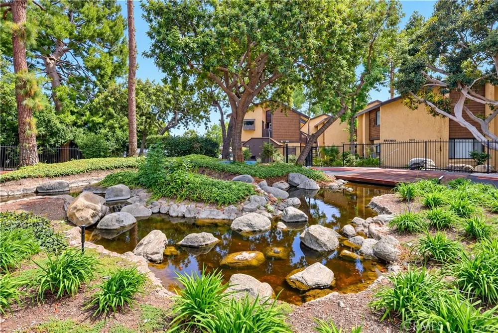 12750 Centralia Street #43 Lakewood, CA 90715