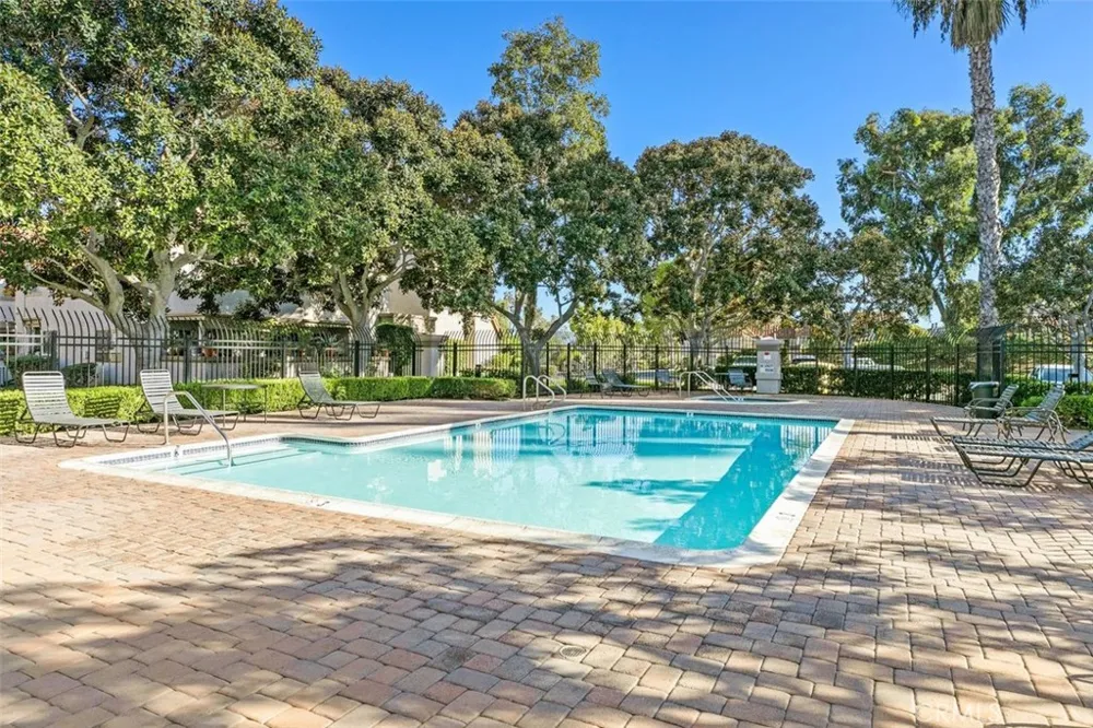 28101 Montecito #15 Laguna Niguel, CA 92677