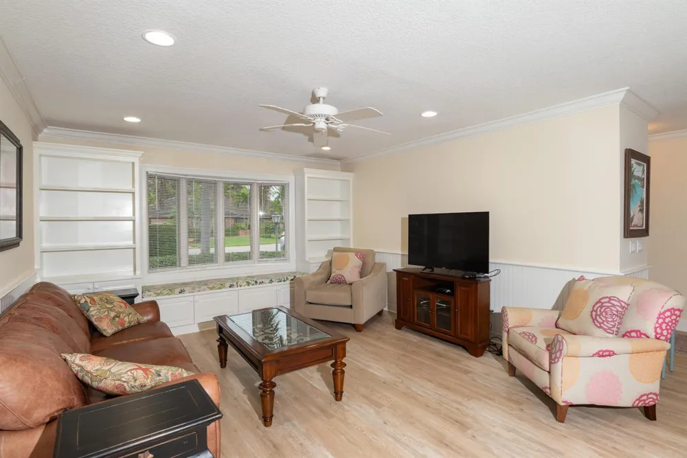 2918 SE Fairway W Stuart, FL 34997
