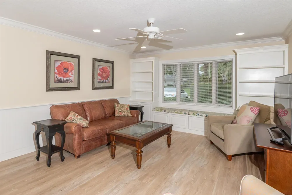 2918 SE Fairway W Stuart, FL 34997