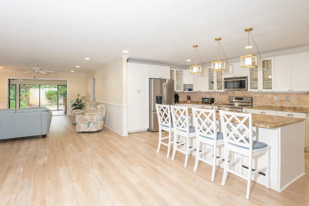 2918 SE Fairway W Stuart, FL 34997