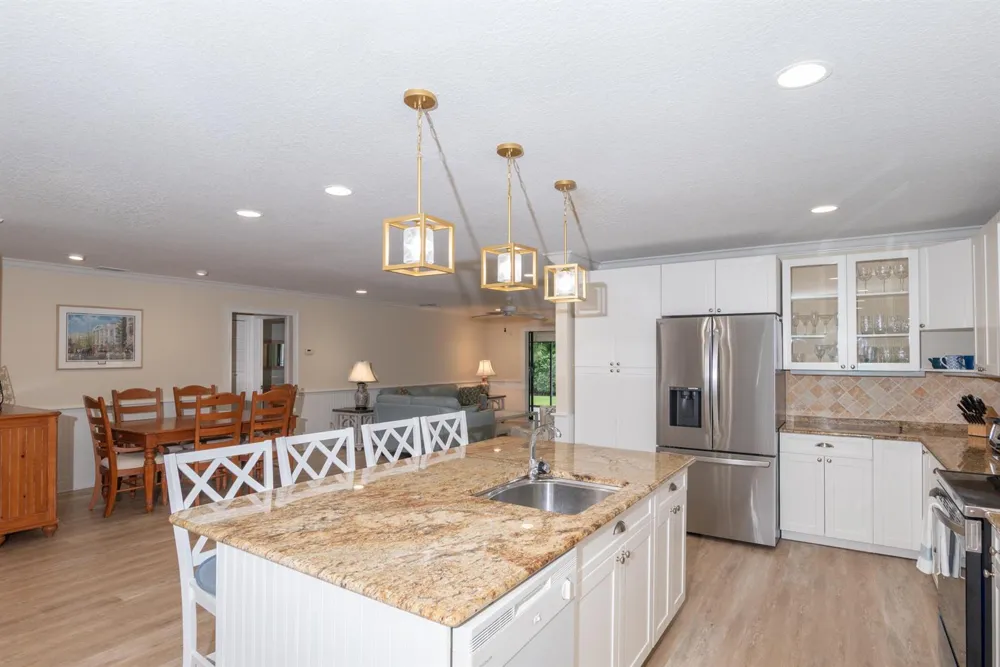 2918 SE Fairway W Stuart, FL 34997