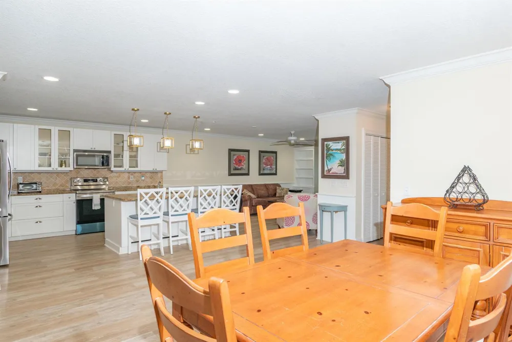 2918 SE Fairway W Stuart, FL 34997