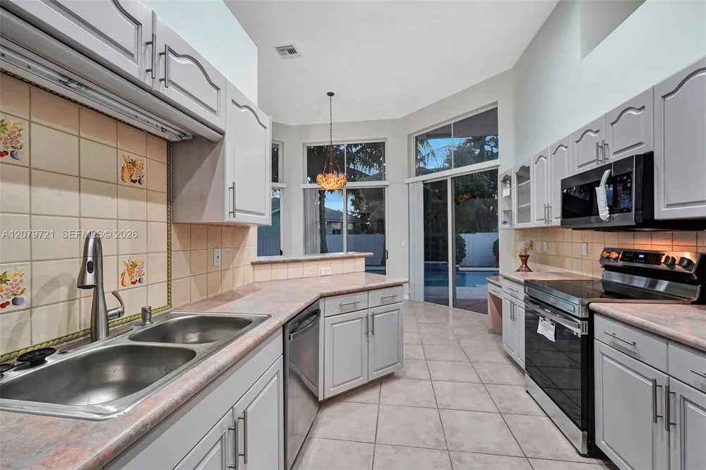 18440 SW 77th Ct #0 Cutler Bay, FL 33157