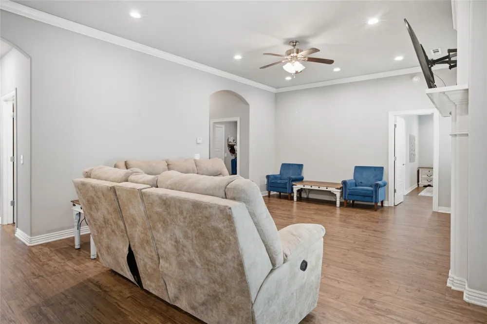 1421 Colonel McNeil Prairie Grove, AR 72753