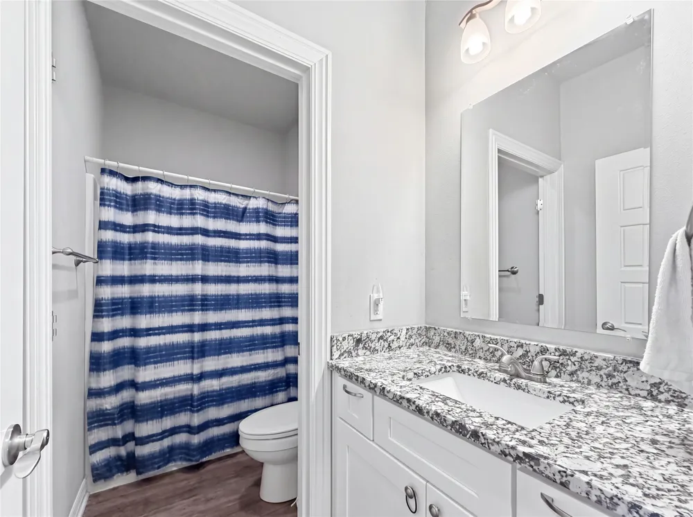 1421 Colonel McNeil Prairie Grove, AR 72753