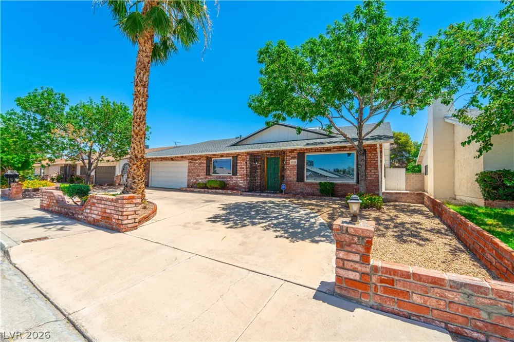 4656 Skyland Drive Las Vegas, NV 89121