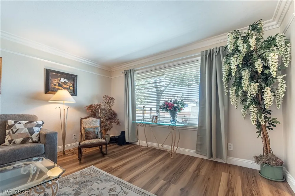 4656 Skyland Drive Las Vegas, NV 89121
