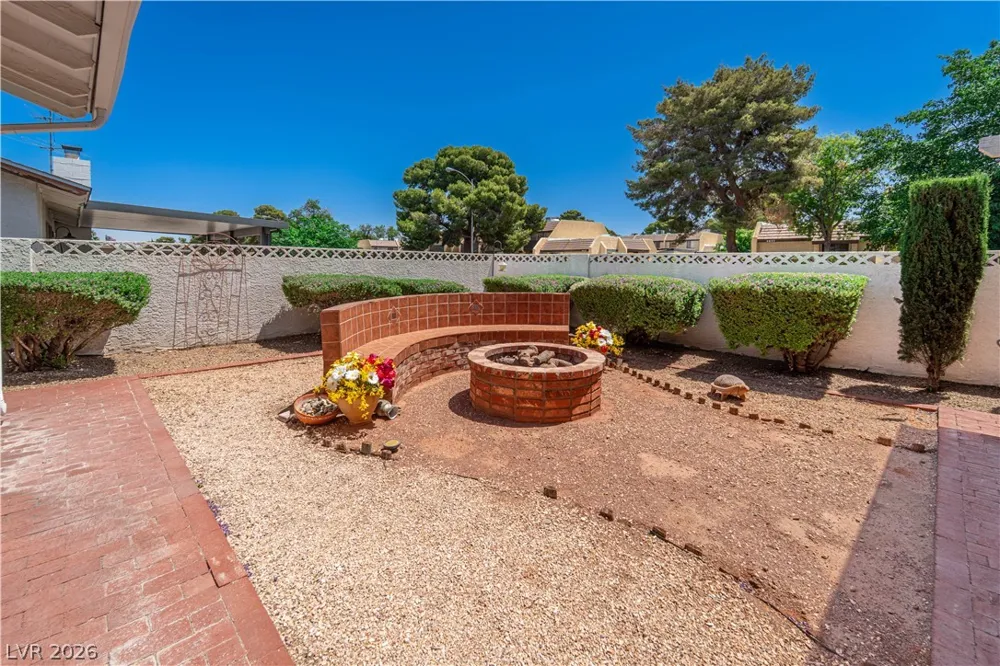 4656 Skyland Drive Las Vegas, NV 89121