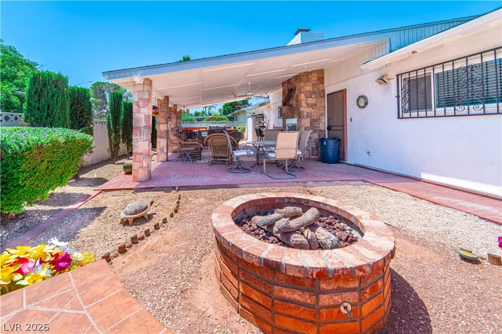 4656 Skyland Drive Las Vegas, NV 89121