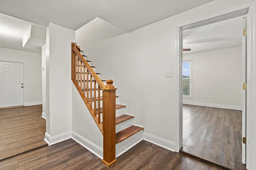 207 N Woodland St Manchester, TN 37355