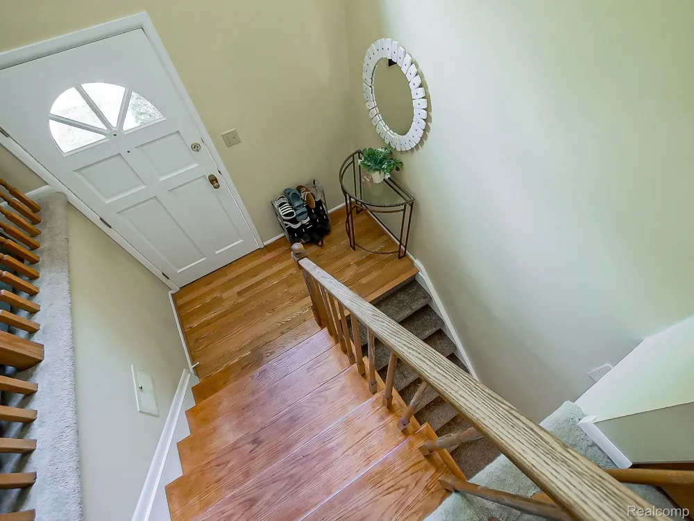 525 Langfield Street Northville City, MI 48167