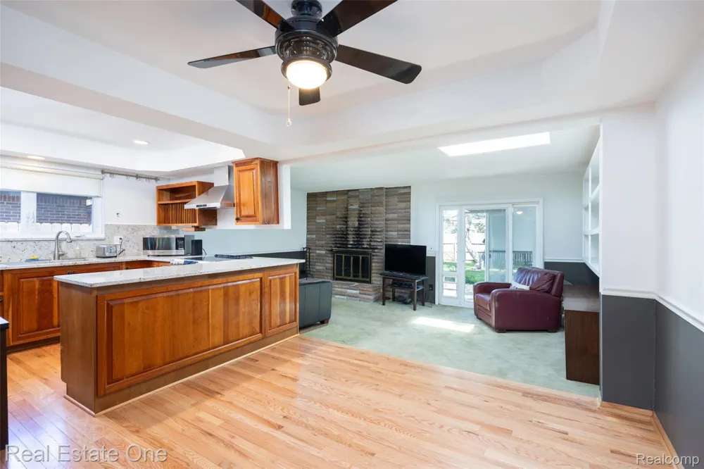 36424 Clifford Drive Sterling Heights City, MI 48312